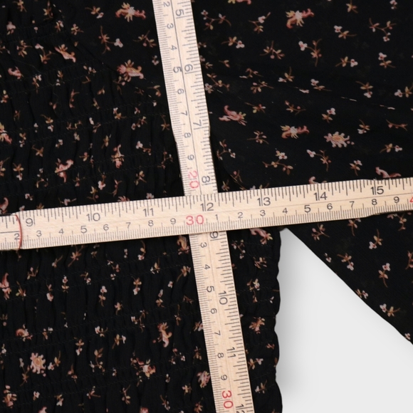 Madewell Georgette Lucie Bubble-Sleeve Smocked Top in Stem Scatter Size XXS - Picture 9 of 10